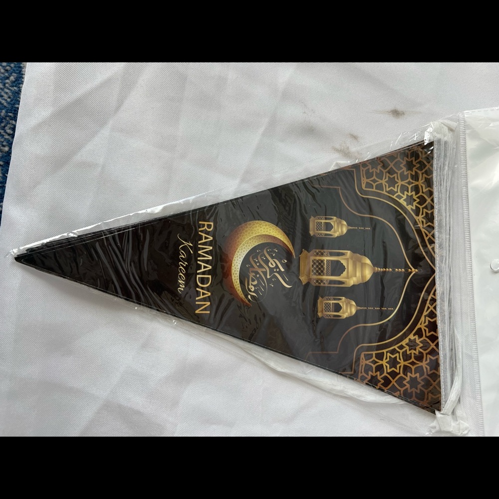 .رمضان کریم Triangle Flag Bunting Garland. Comes In English And Arabic Writing